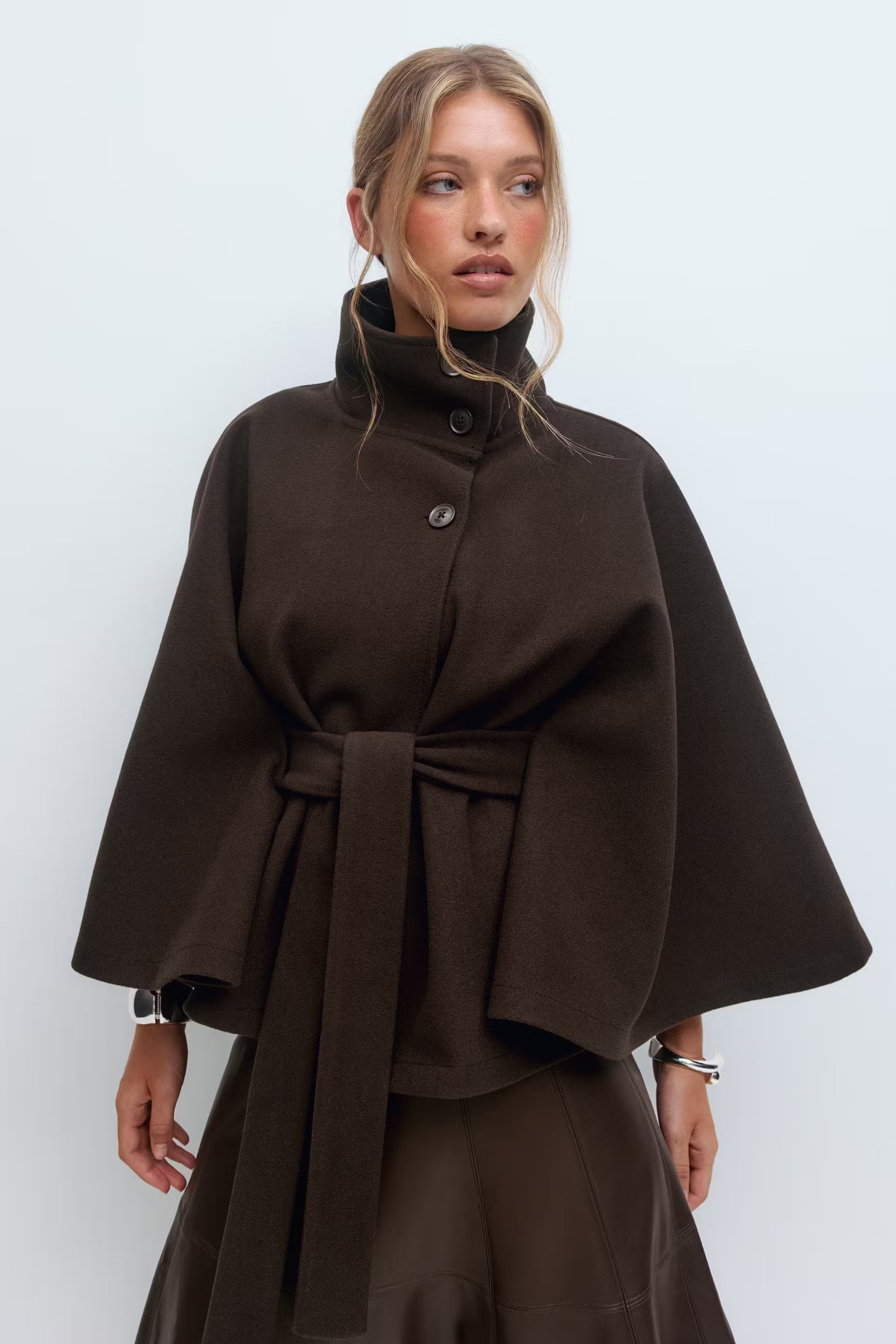 Avery Toronto|Belt Cape Jacket