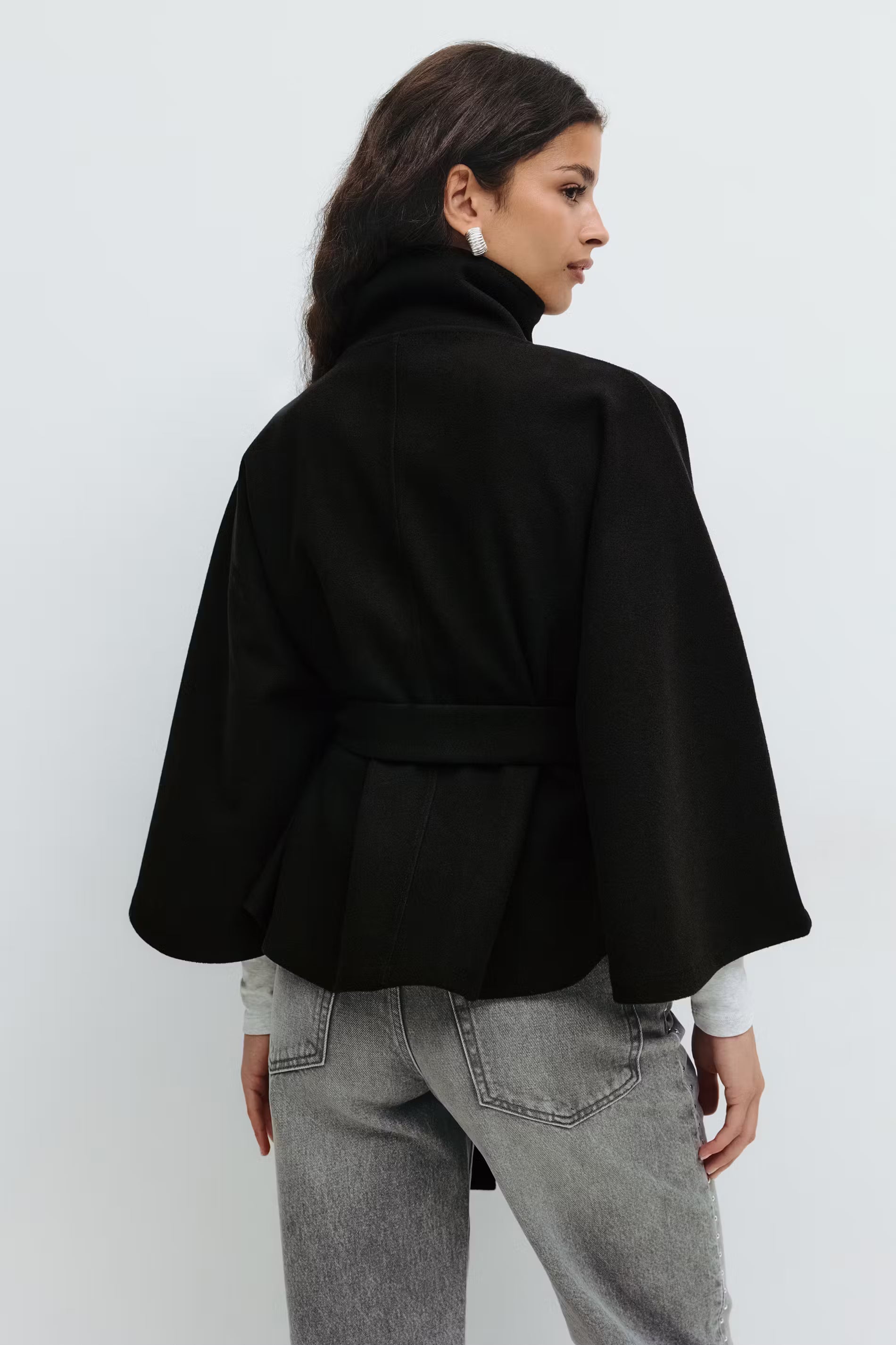 Avery Toronto|Belt Cape Jacket