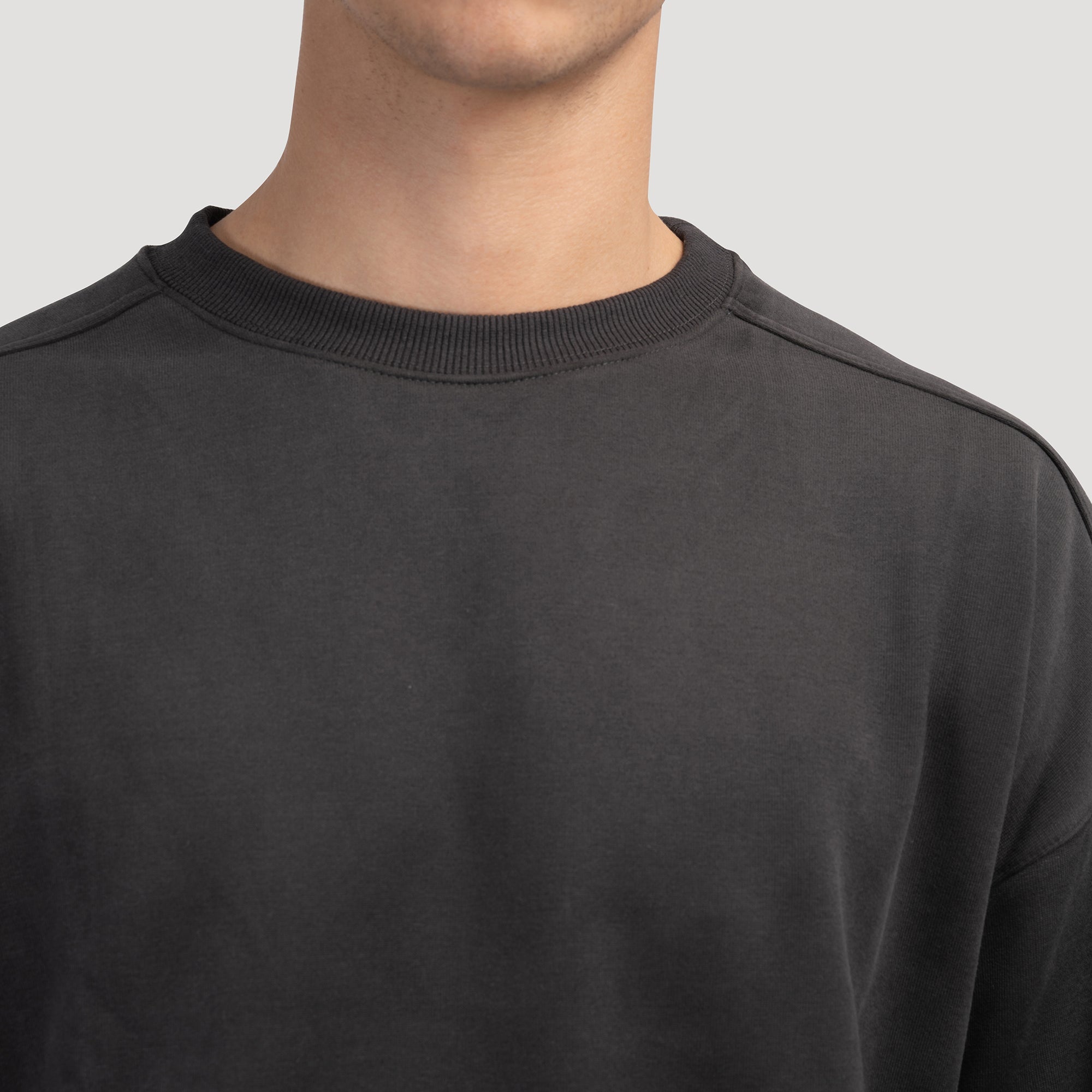 Modestique london™DAEJEON Relaxed Crewneck