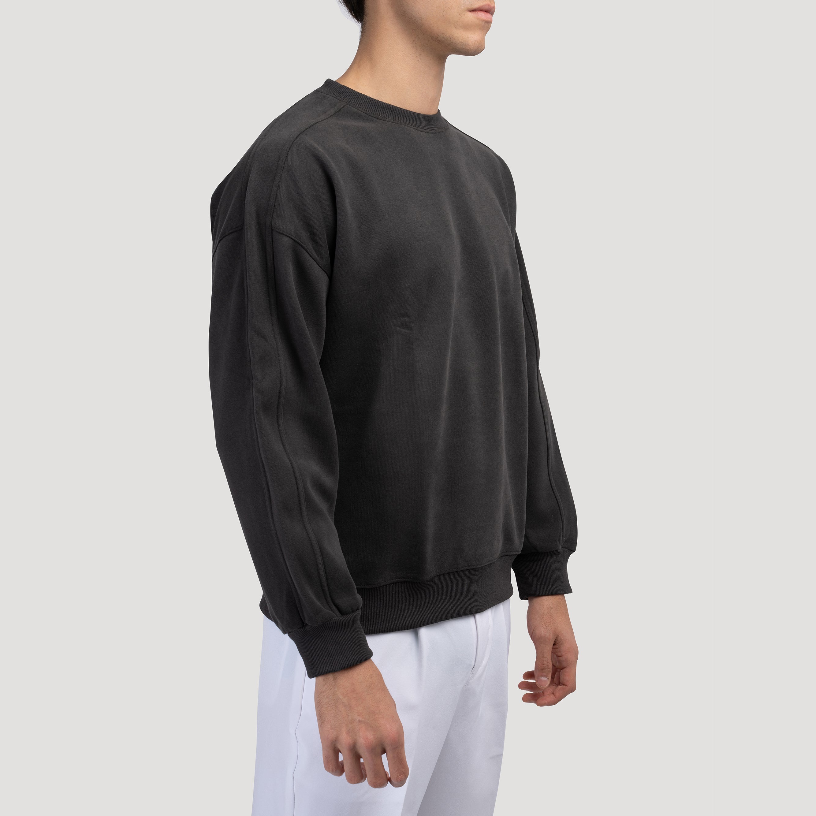 Modestique london™DAEJEON Relaxed Crewneck