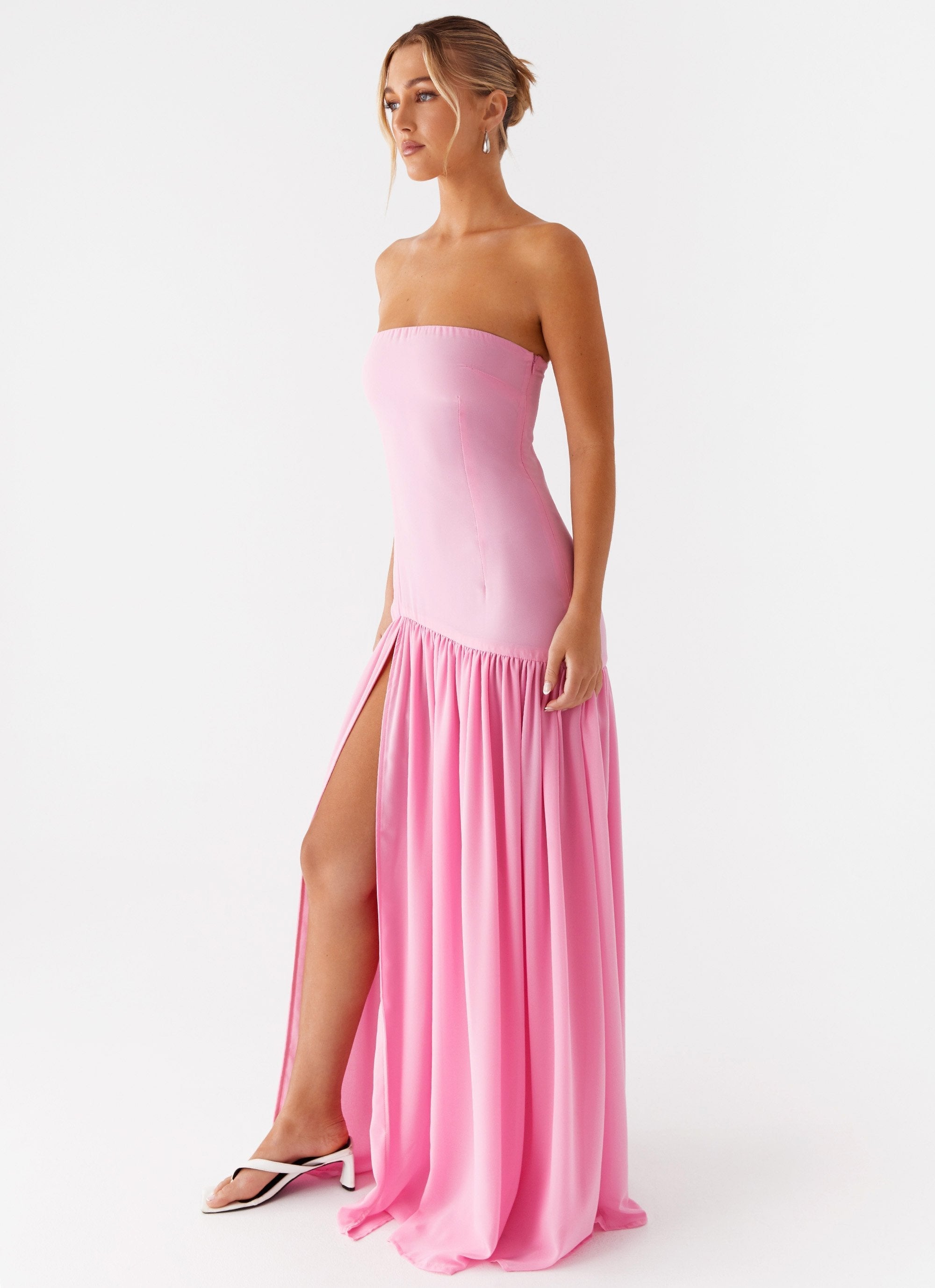 Elin™ | Neckline Maxi Dress