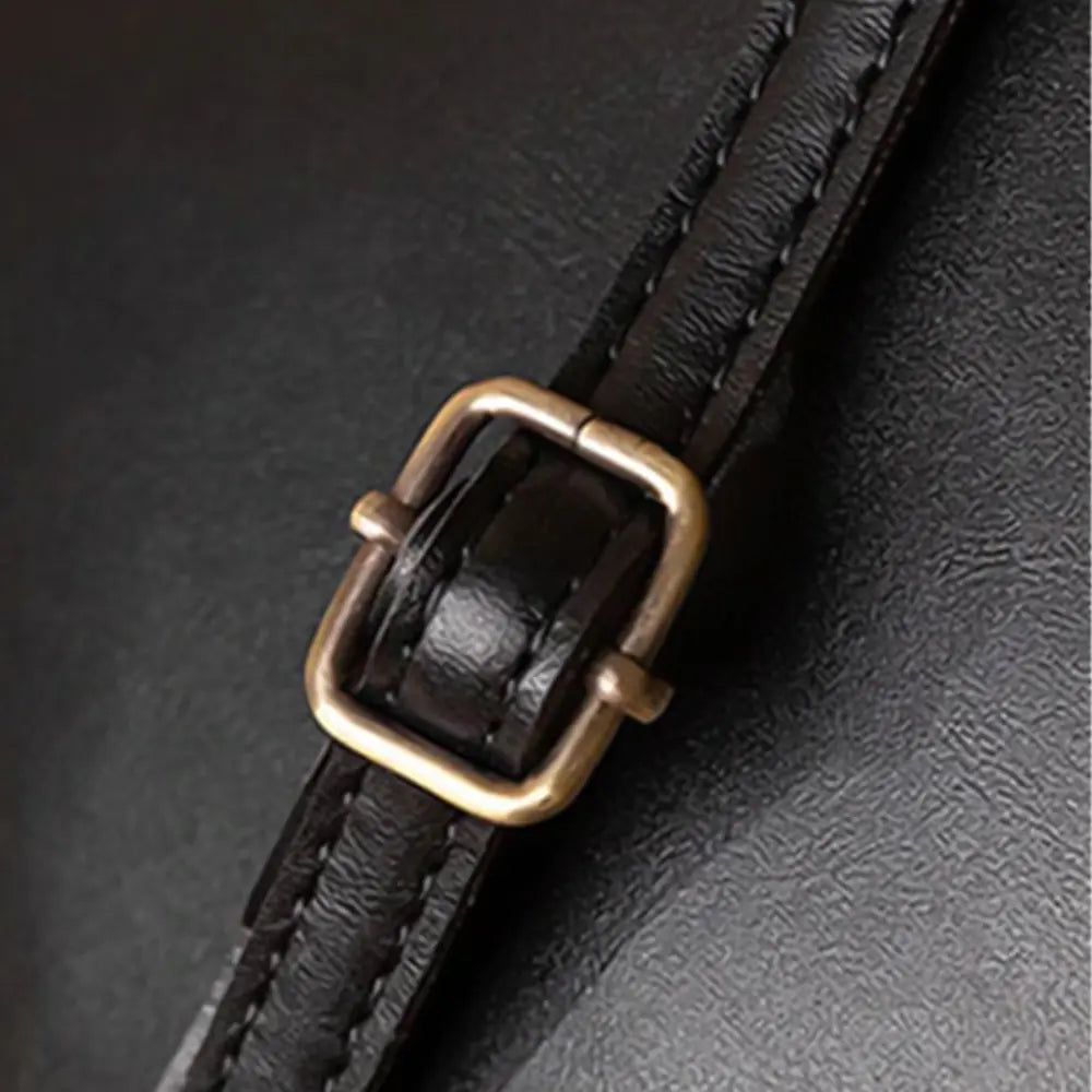 Anna - Chic Leather Bag with Kiss-Lock Closure