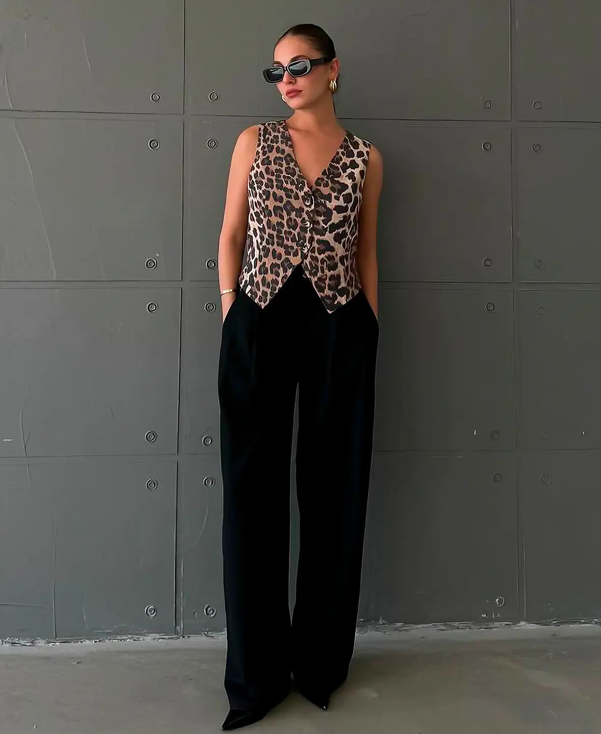 Modestique London™-Leopard Print Vest