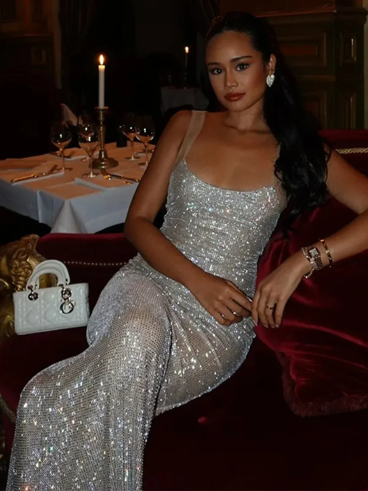 Bellava™ | Chic Cape Mantel