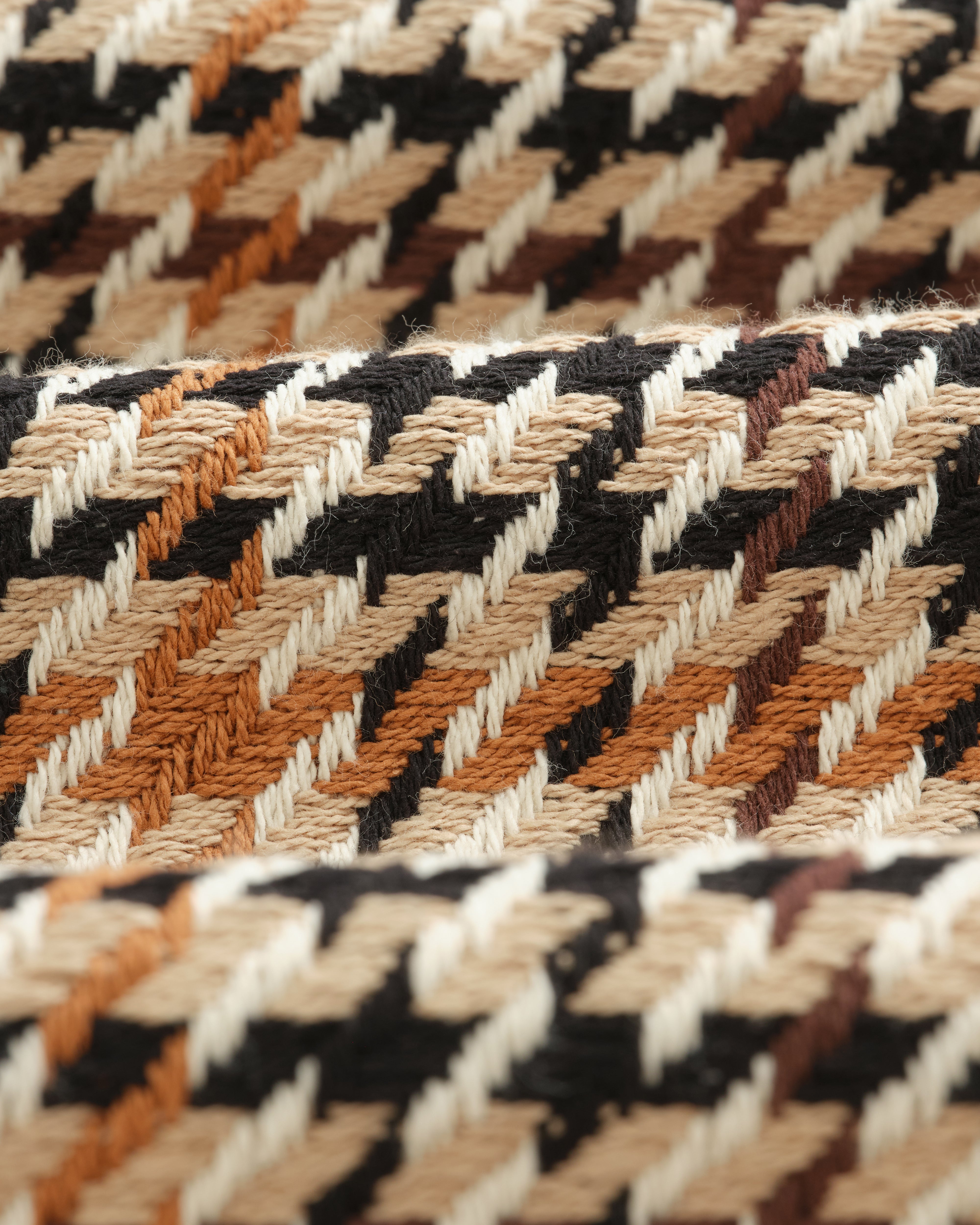 Modestique london™|Natural Houndstooth-Weave Overshirt