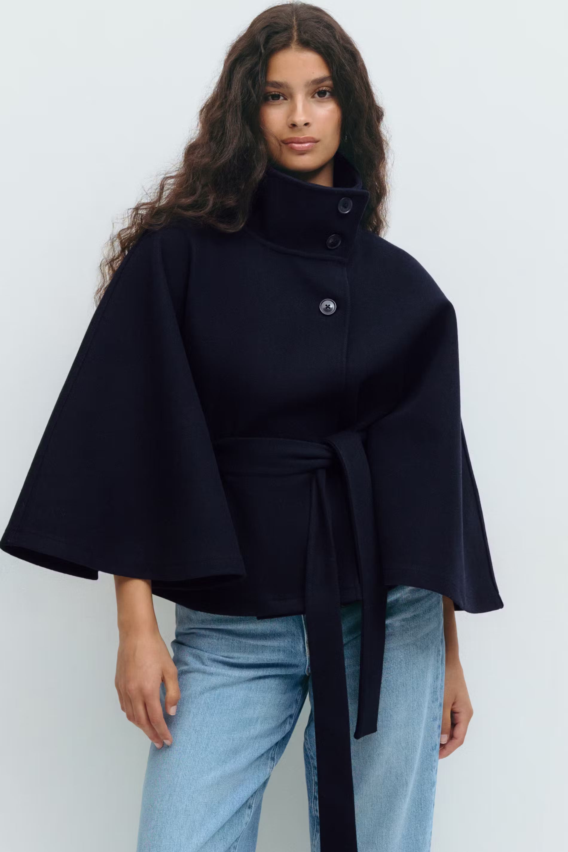 Avery Toronto|Belt Cape Jacket