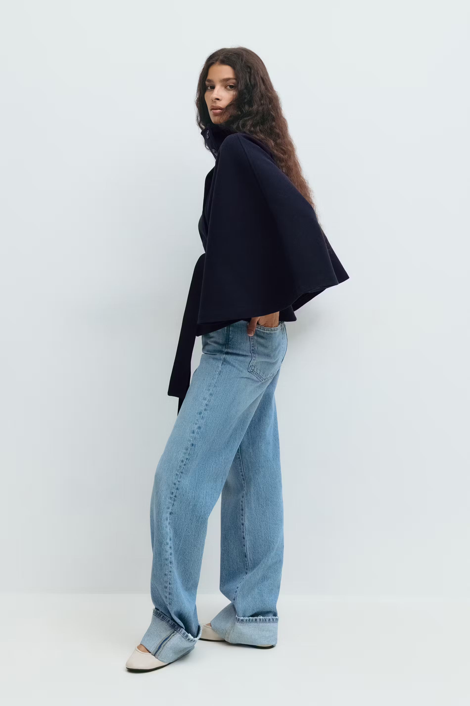 Avery Toronto|Belt Cape Jacket