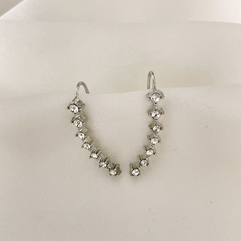 Modestique London | Elegant Seven-Star Diamond Stud Earrings