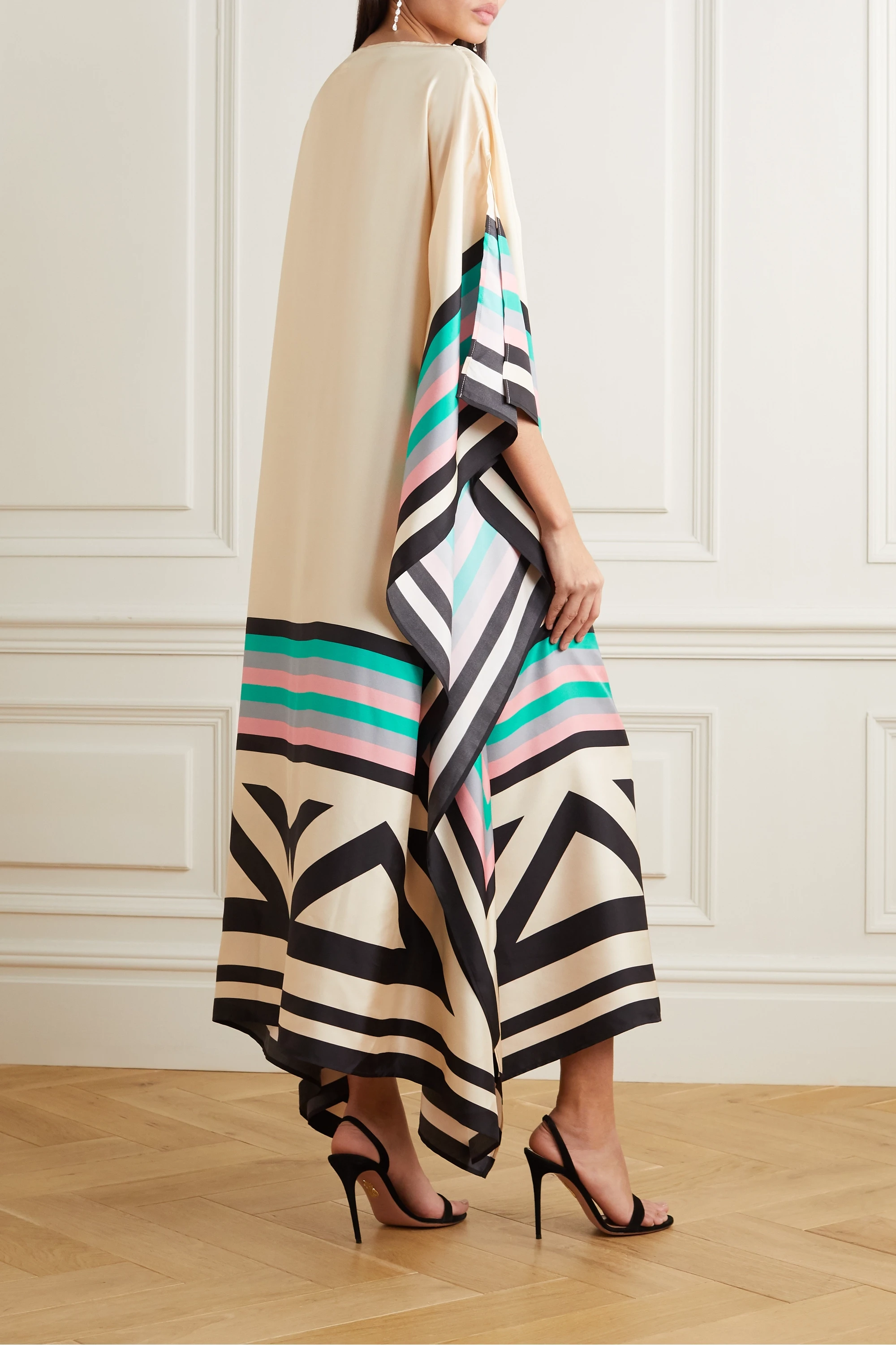 Iria™- Geometric Caftan