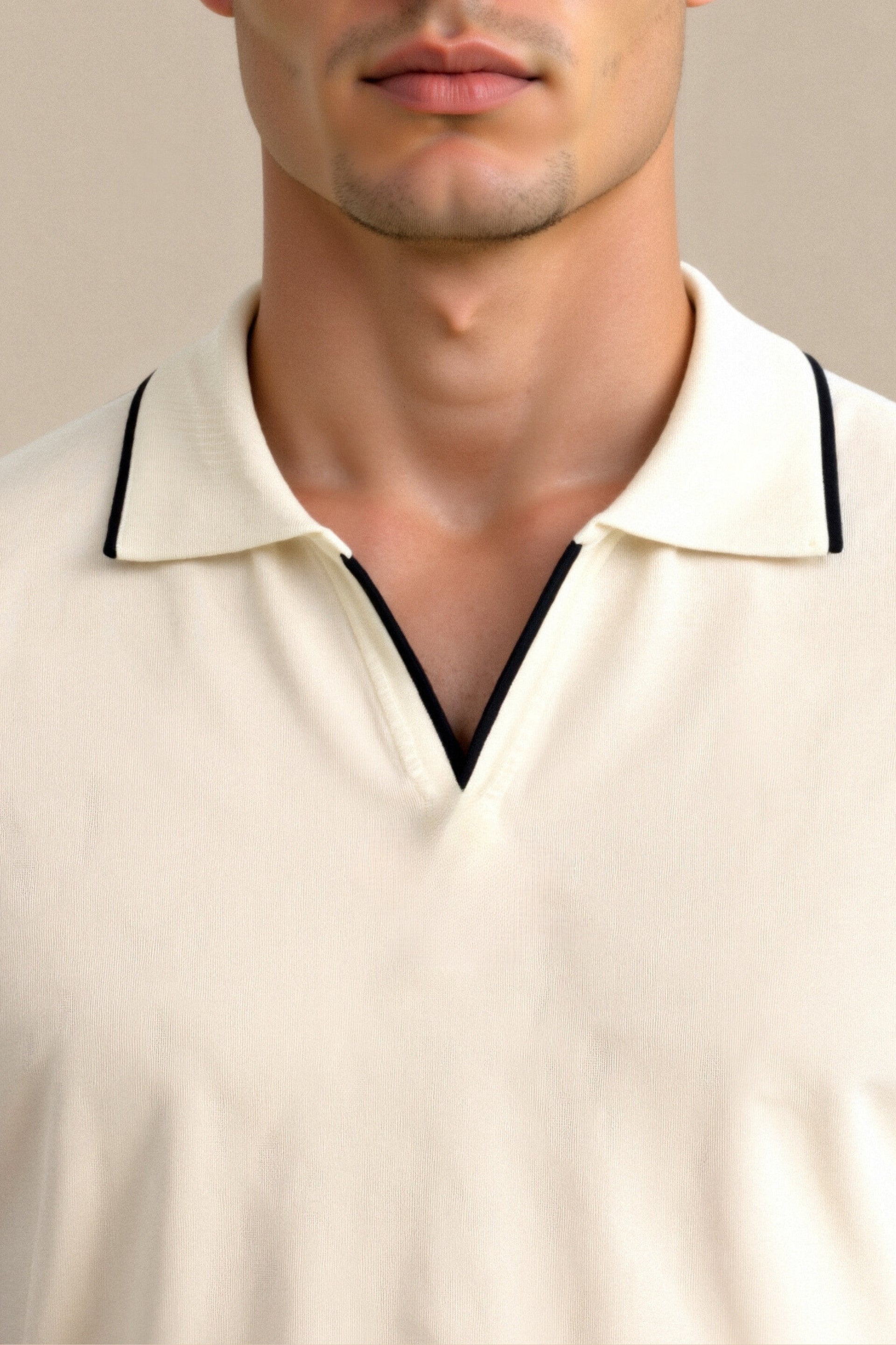 AVERY TORONTO Contrast Slim Fitted Polo