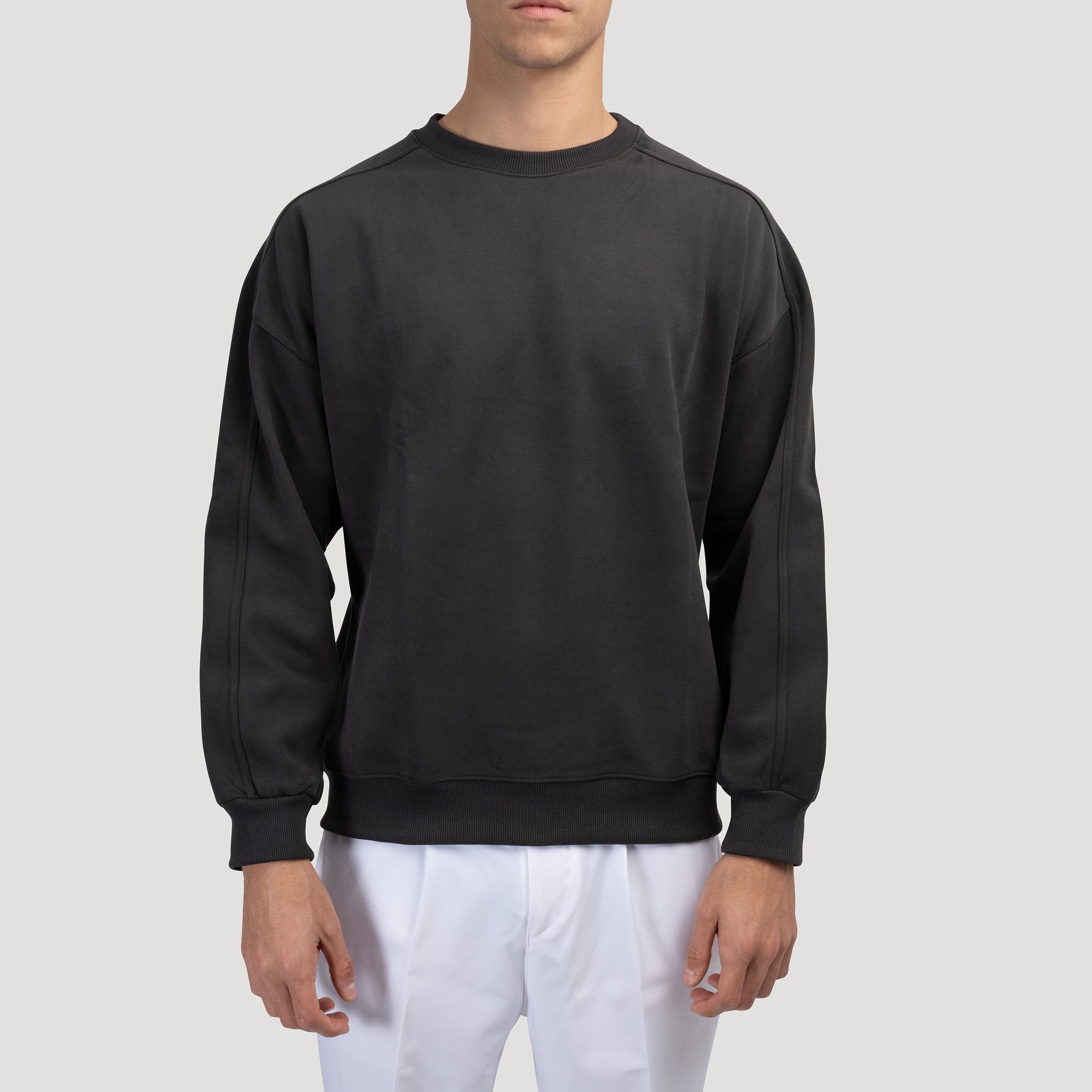 Modestique london™DAEJEON Relaxed Crewneck