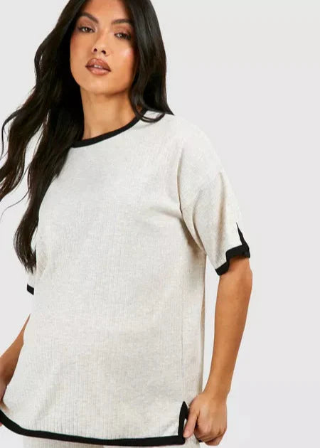 Modestique london™ | Comfy Black & White Sweater Set